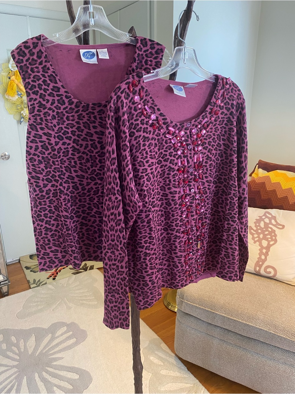 Diane Gilman Set Magenta Leopard Print Long Sleeve Top Embellishment Mat tank